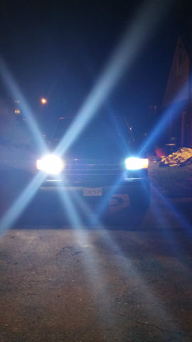 19890000 black Ford Bronco SUV