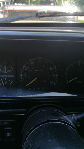 19890000 black Ford Bronco SUV