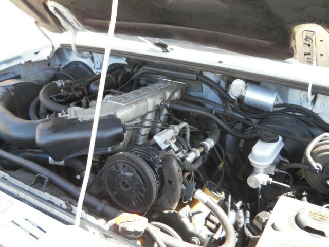 1989 White Ford Bronco SUV