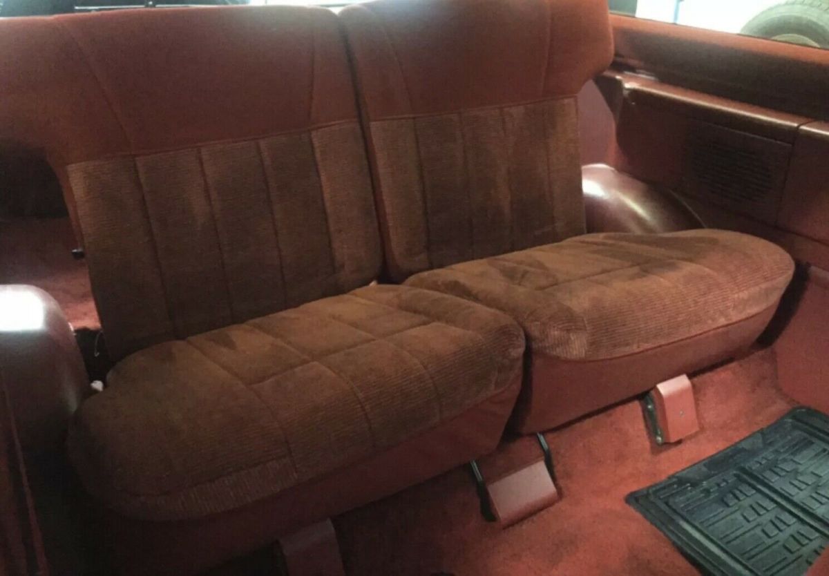 1989 Red Ford Bronco II SUV