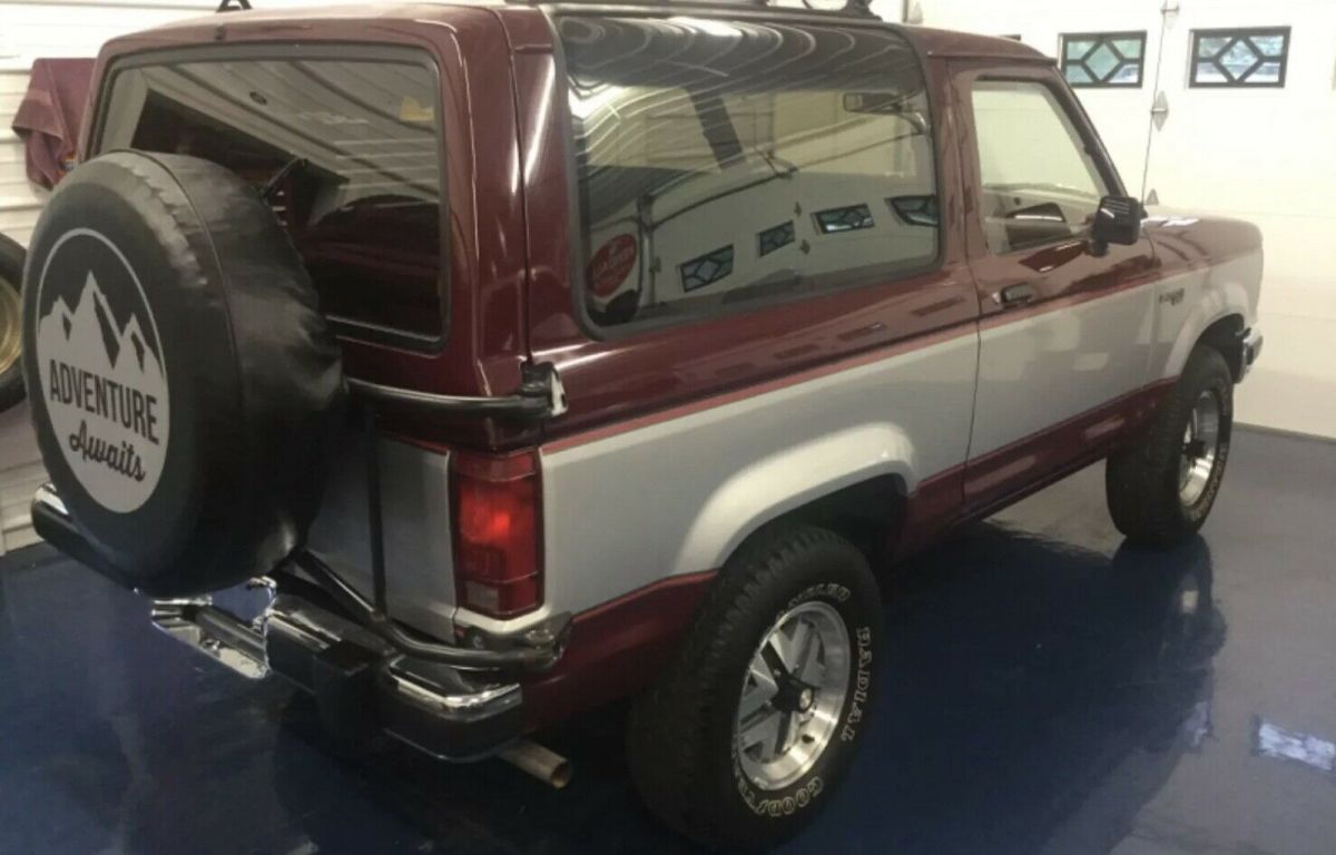 1989 Red Ford Bronco II SUV