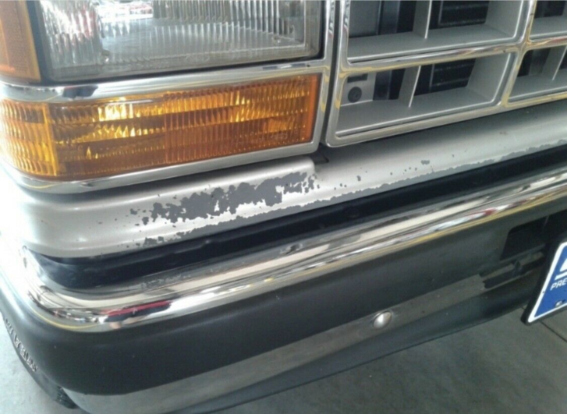 1989 Red Ford Bronco II SUV