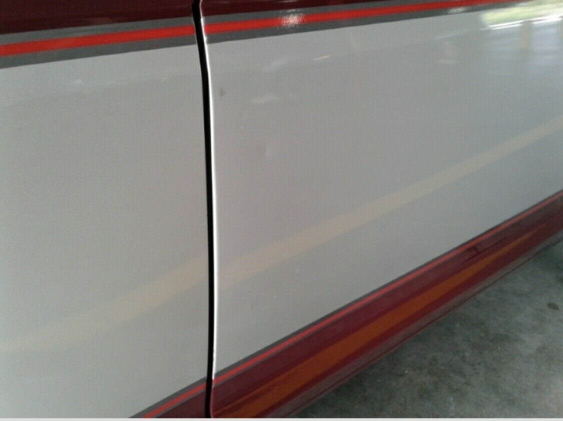 1989 Red Ford Bronco II SUV