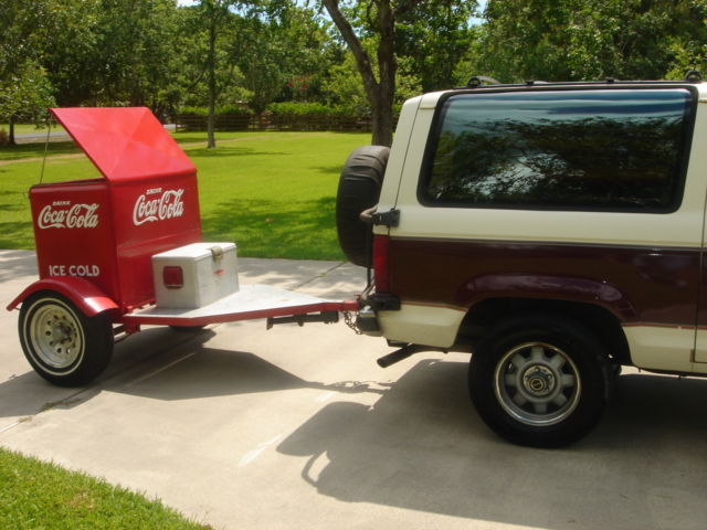 1989 Red Ford Bronco II SUV