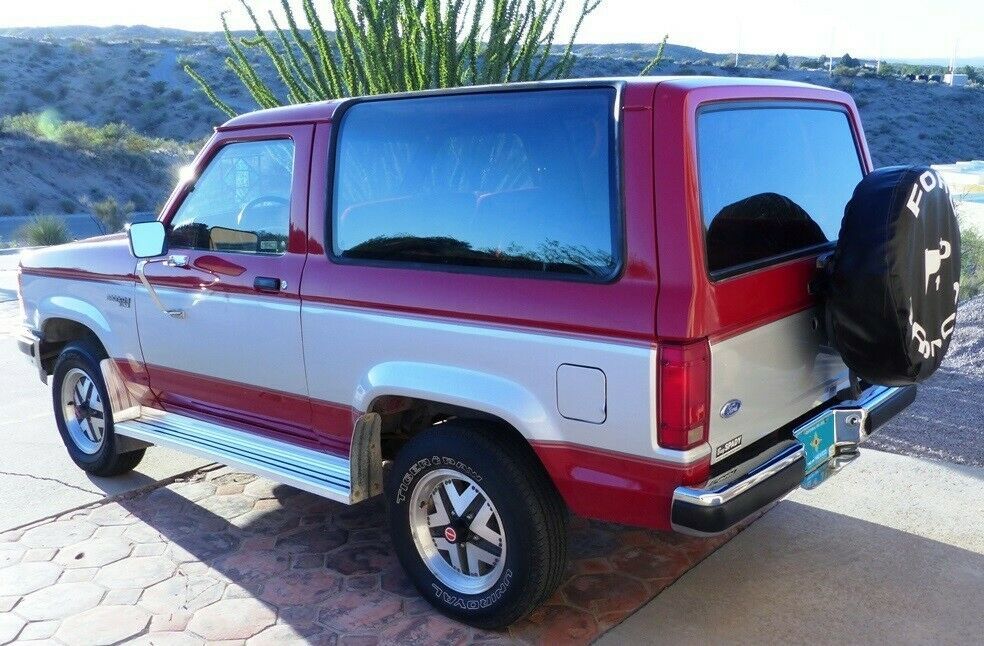 1989 Red Ford Bronco II SUV