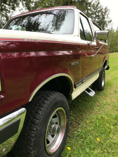 1989 Burgundy Ford Bronco SUV