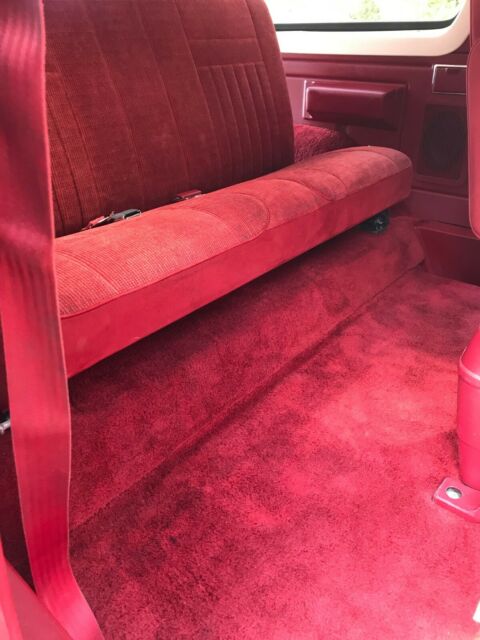 1989 Burgundy Ford Bronco SUV