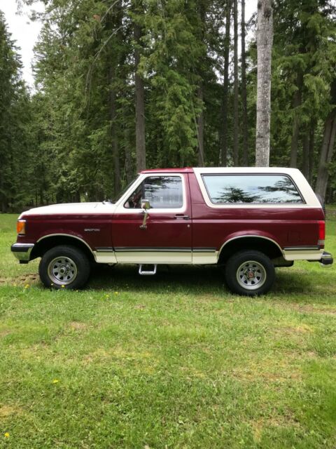 1989 Burgundy Ford Bronco SUV