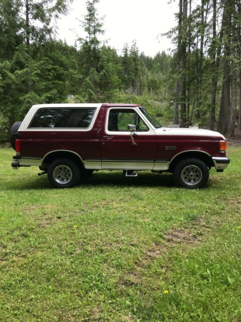 1989 Burgundy Ford Bronco SUV