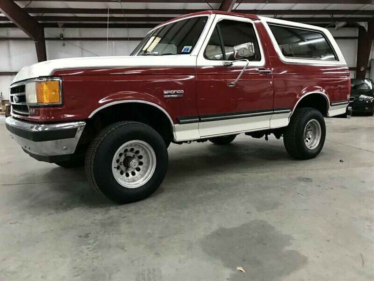 1989 Red Ford Bronco --