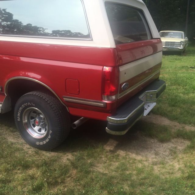 1989 Red Ford Bronco