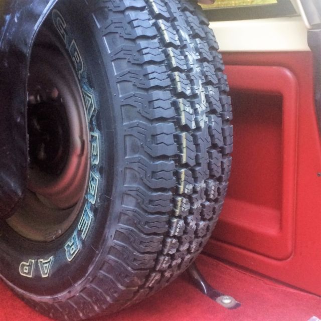 1989 Red Ford Bronco