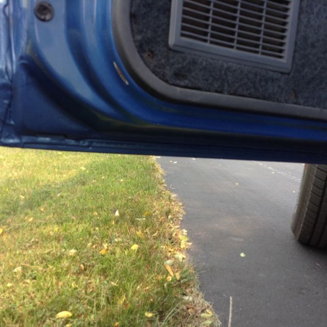 1989 Blue Ford Bronco SUV