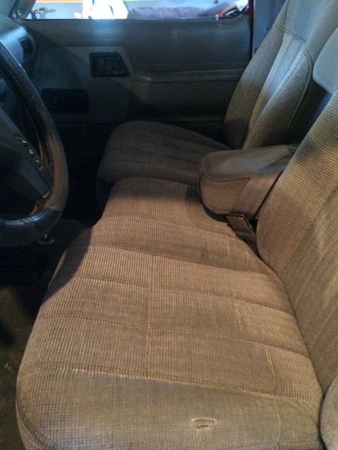 1989 Red Ford Bronco II SUV