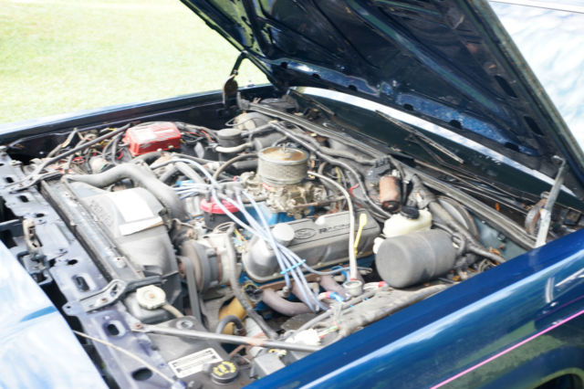 1989 Blue Ford Crown Victoria Wagon