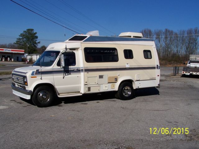 1989 beige/white Ford E-Series Van Van Camper