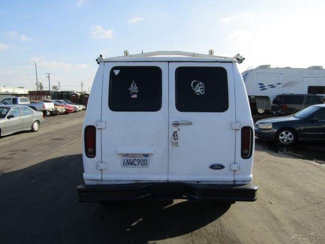 1989 White Ford E-Series Van Minivan/Van