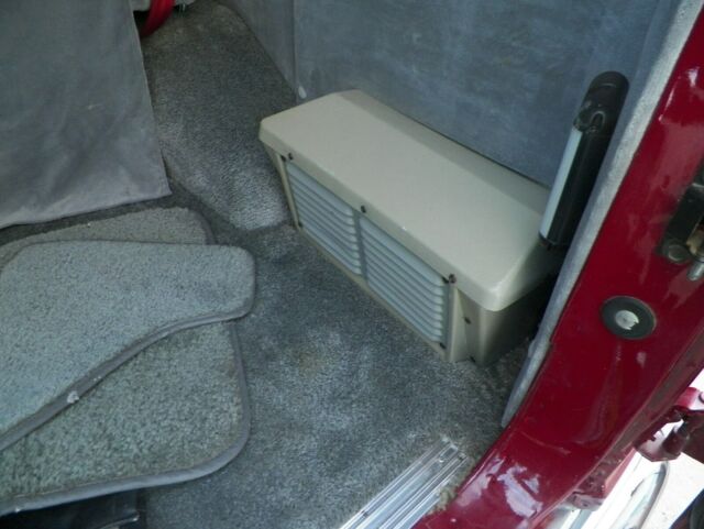 1989 Red Ford E-Series Van