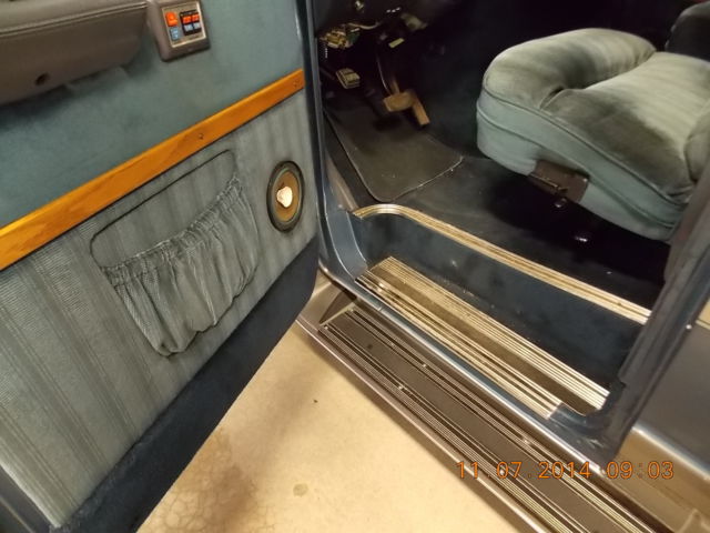 1989 Blue Ford E-Series Van Van Camper