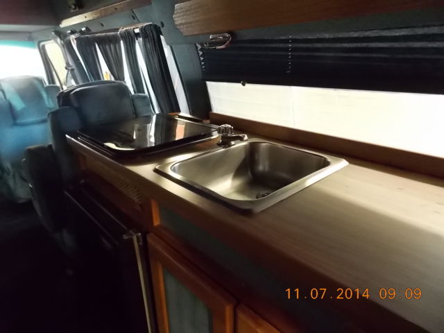 1989 Blue Ford E-Series Van Van Camper