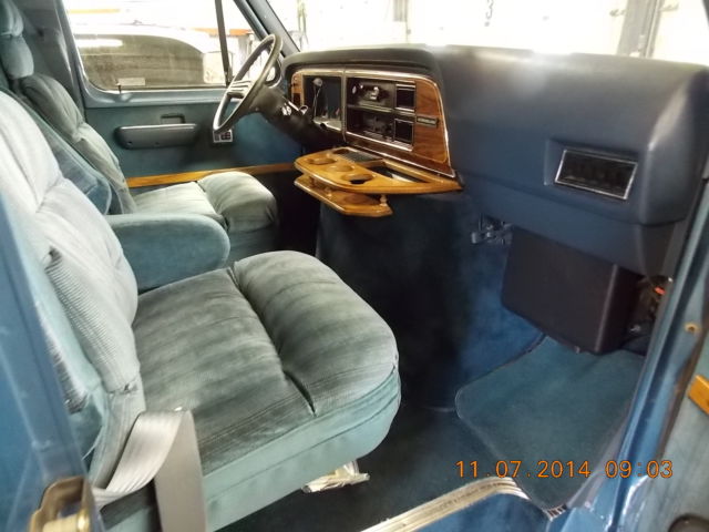 1989 Blue Ford E-Series Van Van Camper