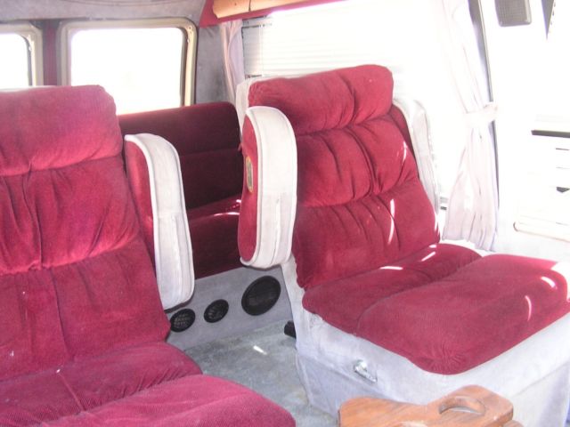 1989 red Ford Other Van Camper