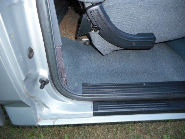 1989 Silver Ford F-150 Regular Cab