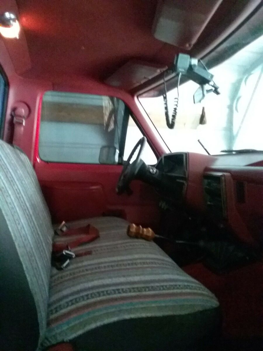 1989 Red Ford F-150 Pickup