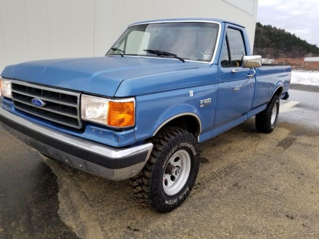1989 Blue Ford F-150 Standard Cab Pickup