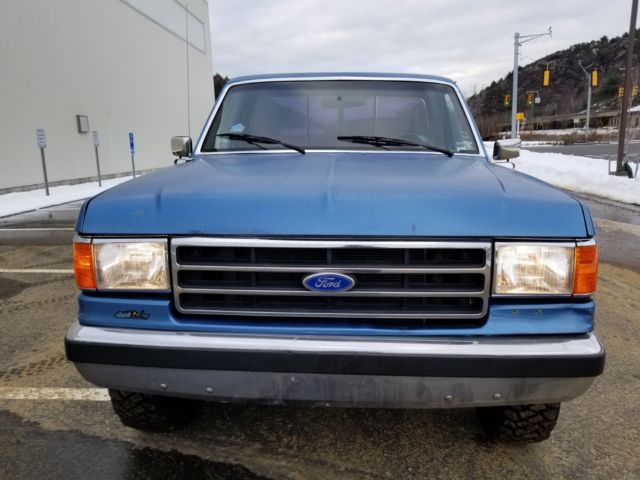 1989 Blue Ford F-150 Standard Cab Pickup