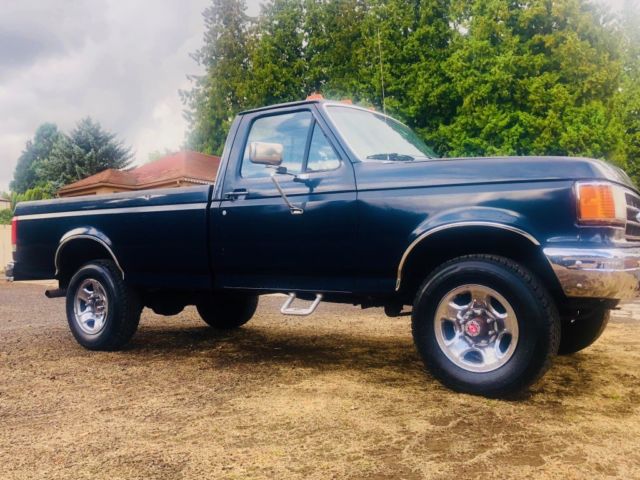 1989 Blue Ford F-250 Single Cab