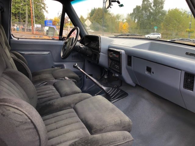 1989 Blue Ford F-250 Single Cab