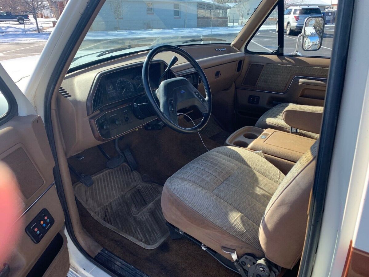 1989 Brown Ford F-250 Extended Cab Pickup