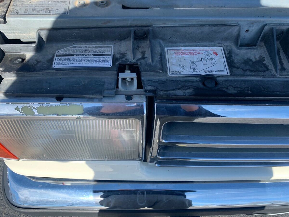 1989 Brown Ford F-250 Extended Cab Pickup