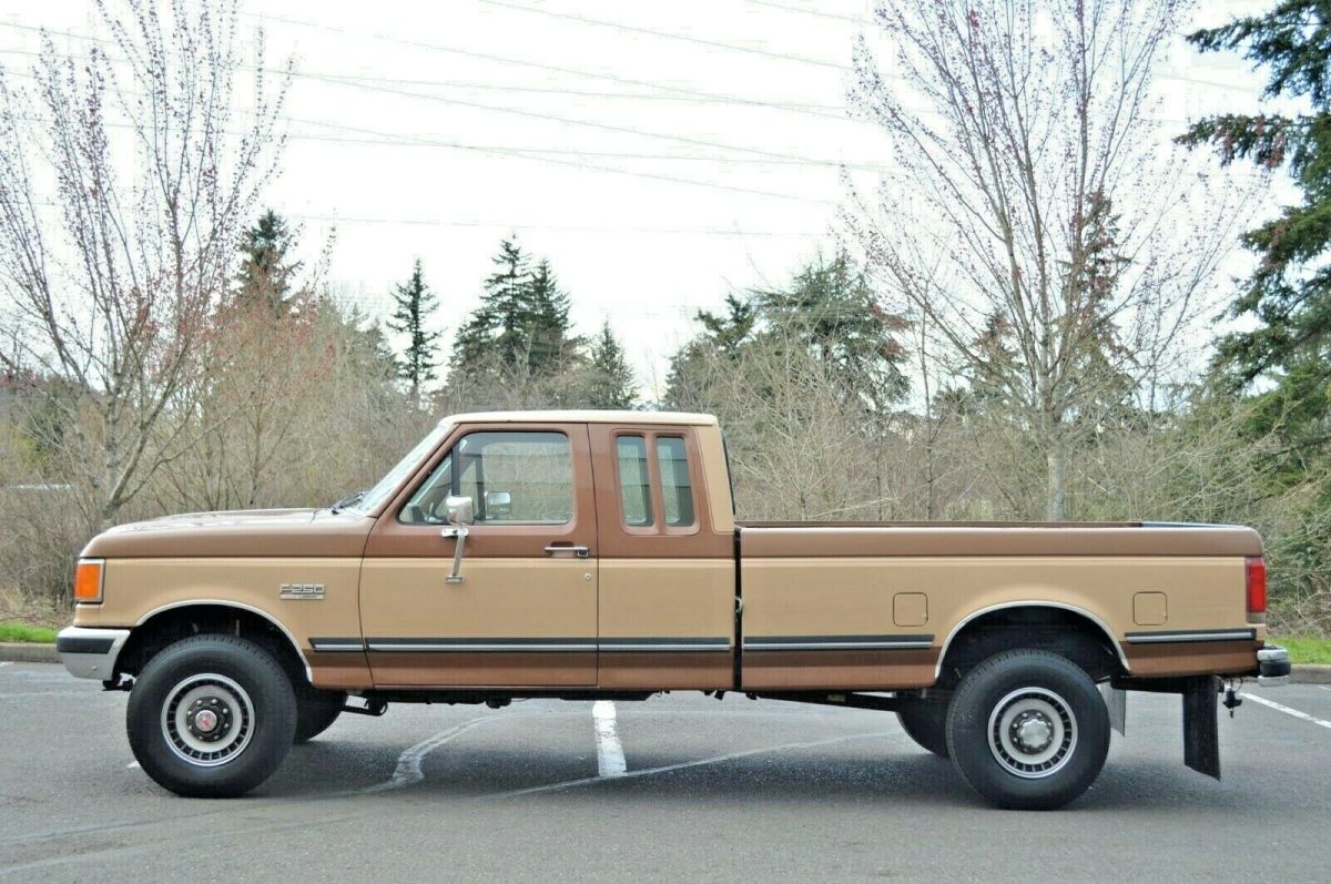1989 Brown Ford F-250 Extended Cab Pickup