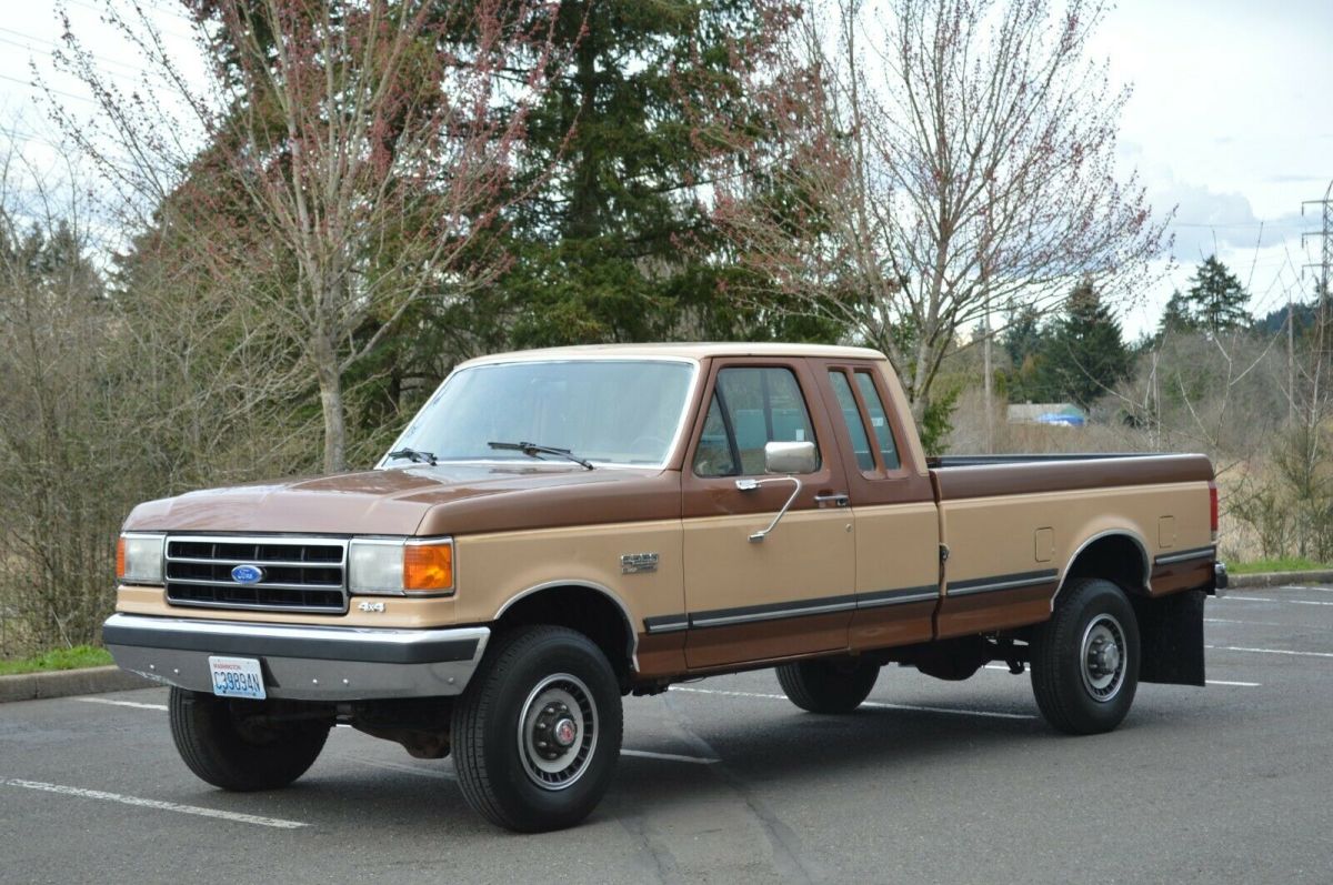 1989 Brown Ford F-250 Extended Cab Pickup