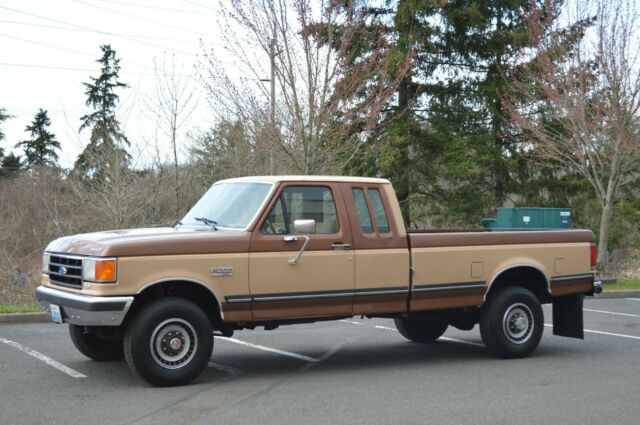 1989 Brown Ford F-250 Extended Cab Pickup