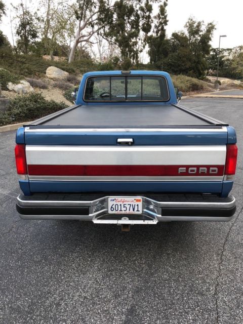 1989 Blue Ford F-250 Extended Cab Pickup