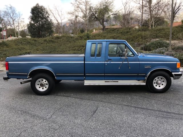 1989 Blue Ford F-250 Extended Cab Pickup