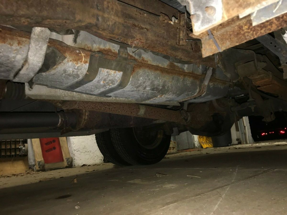 1989 Red Ford F-350 Extended Cab Pickup