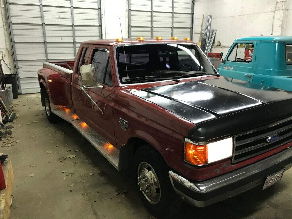 1989 Red Ford F-350 Extended Cab Pickup