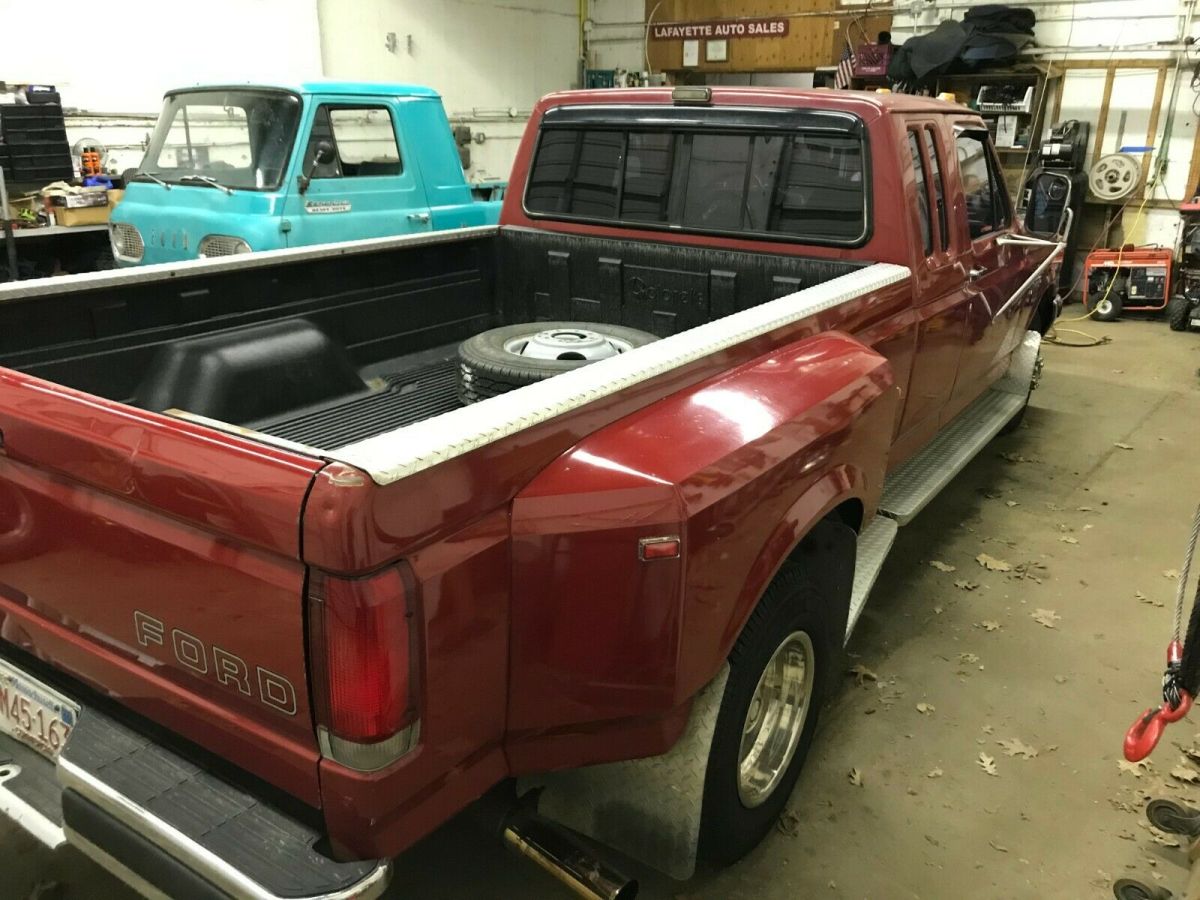 1989 Red Ford F-350 Extended Cab Pickup