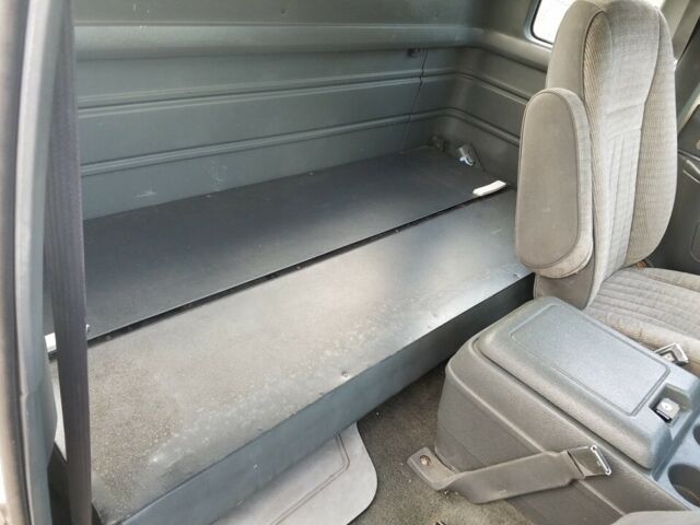 1989 White Ford F-250 Extended Cab Pickup