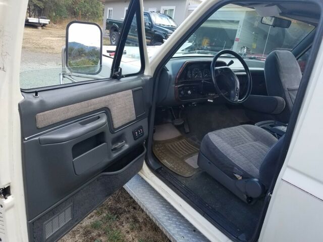 1989 White Ford F-250 Extended Cab Pickup