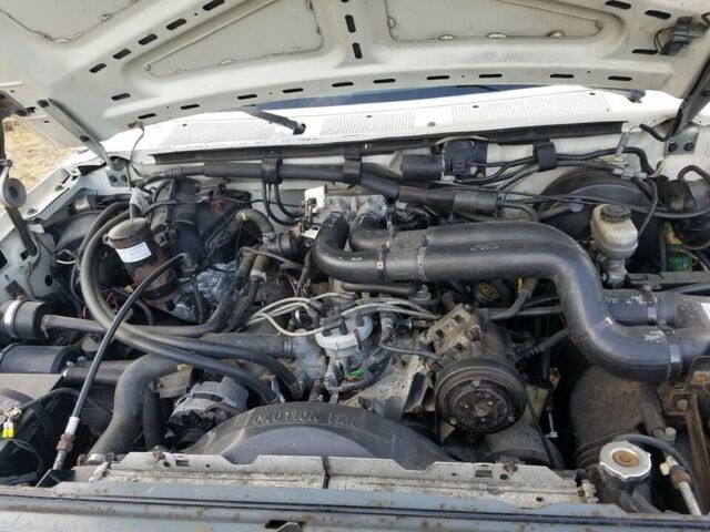 1989 White Ford F-250 Extended Cab Pickup