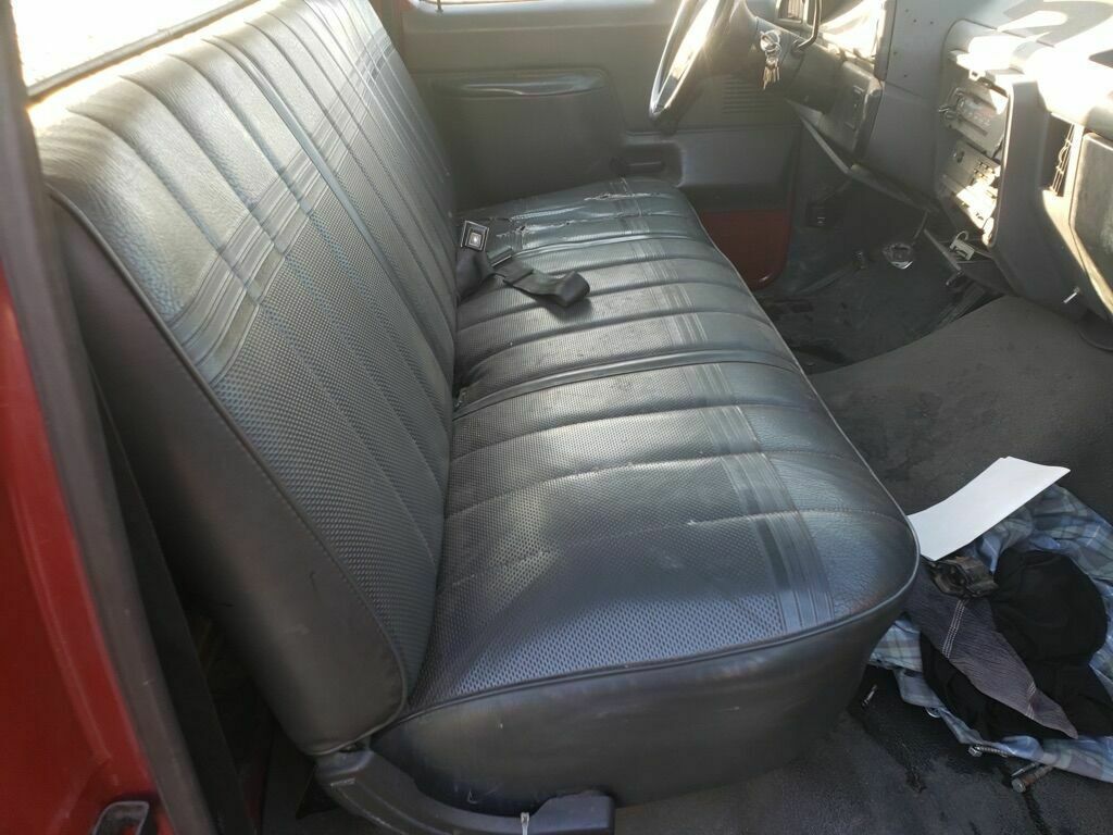 1989 Red Ford F-450 Chassis