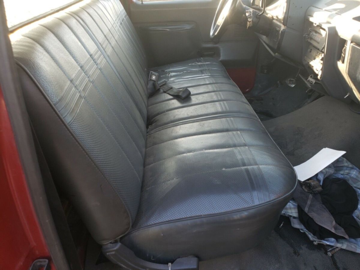 1989 Red Ford F-450 Chassis