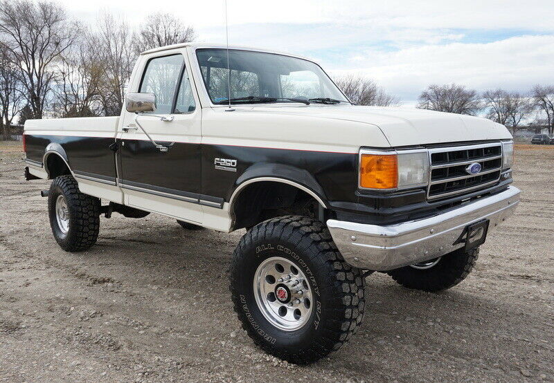 1989 Black & White Ford F-250 Standard Cab Pickup