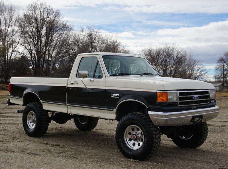 1989 Black & White Ford F-250 Standard Cab Pickup
