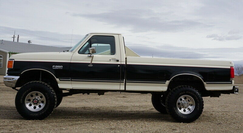 1989 Black & White Ford F-250 Standard Cab Pickup